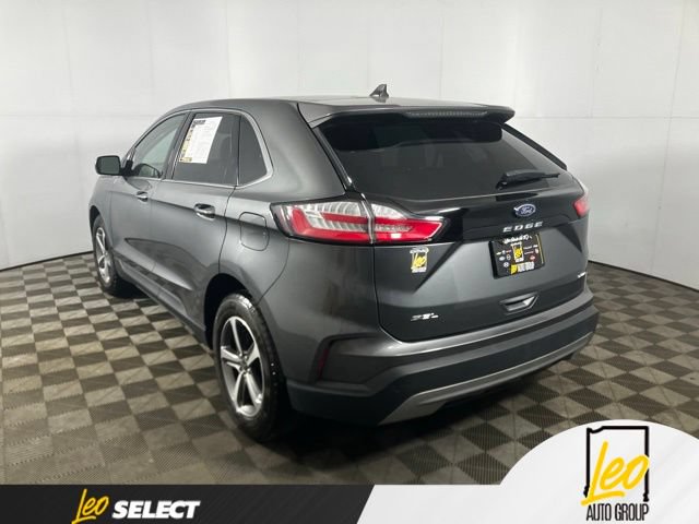 Used 2024 Ford Edge SEL w/ Convenience Package AWD/4WD image 4