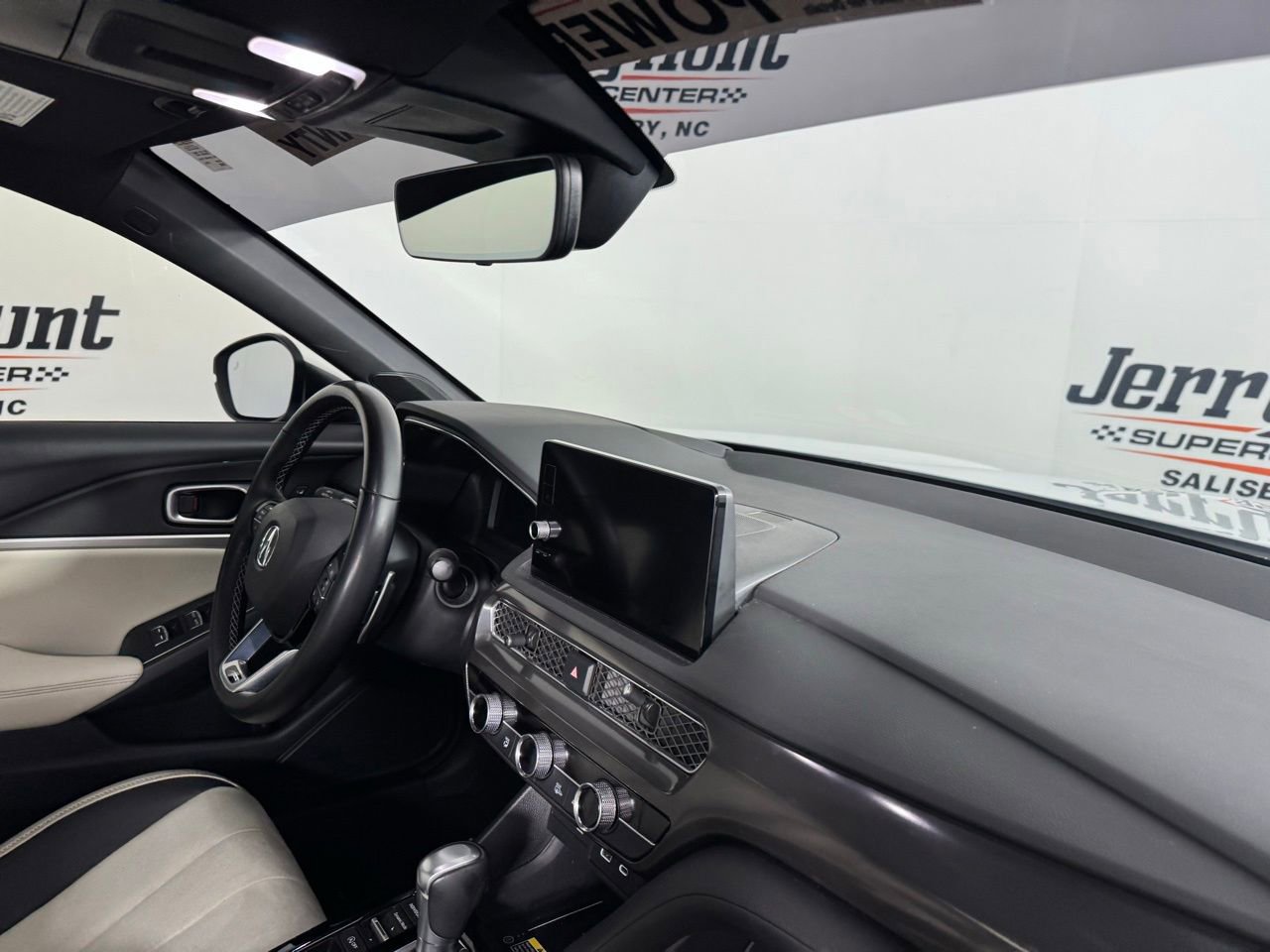 Used 2023 Acura Integra A-Spec image 33