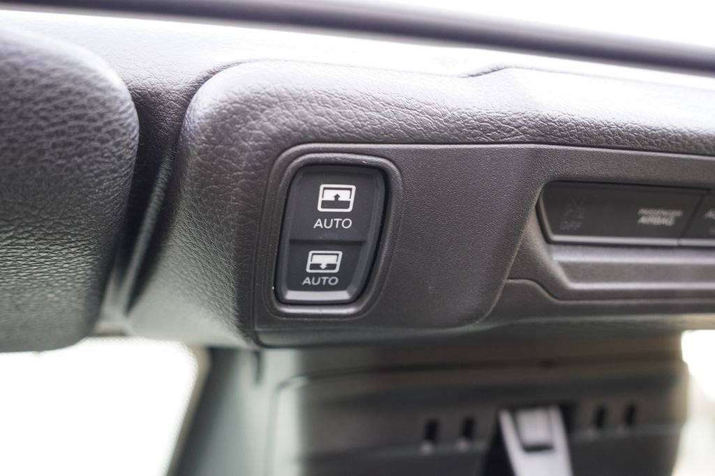 Certified 2025 Jeep Wrangler Unlimited Rubicon 4xe w/ Safety Group image 25