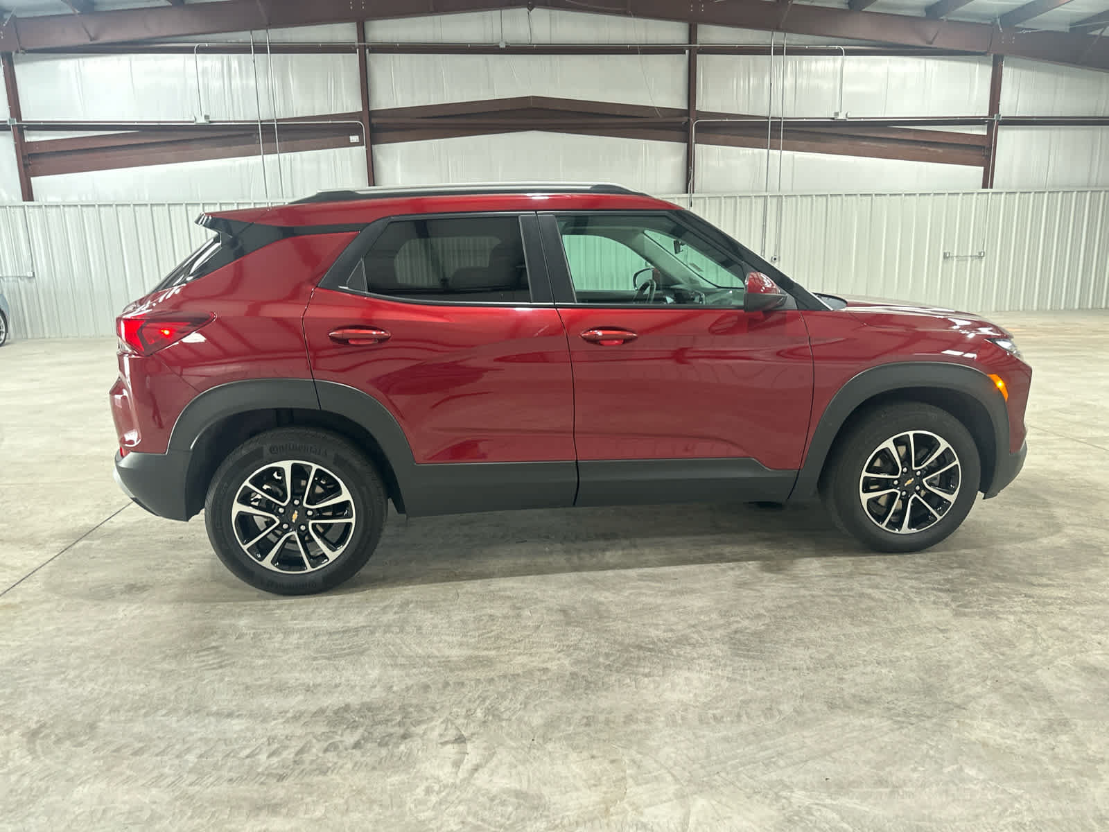 Used 2024 Chevrolet TrailBlazer LT AWD/4WD image 6