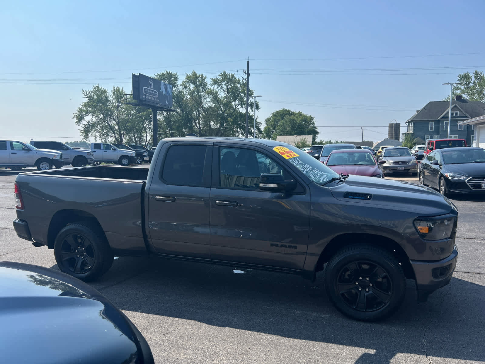 Used 2022 RAM 1500 Big Horn AWD/4WD image 2