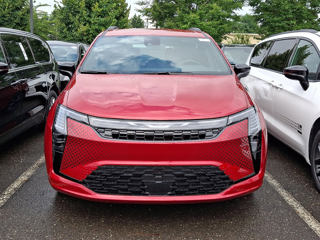 New 2027 Chrysler Pacifica Select FWD image 2
