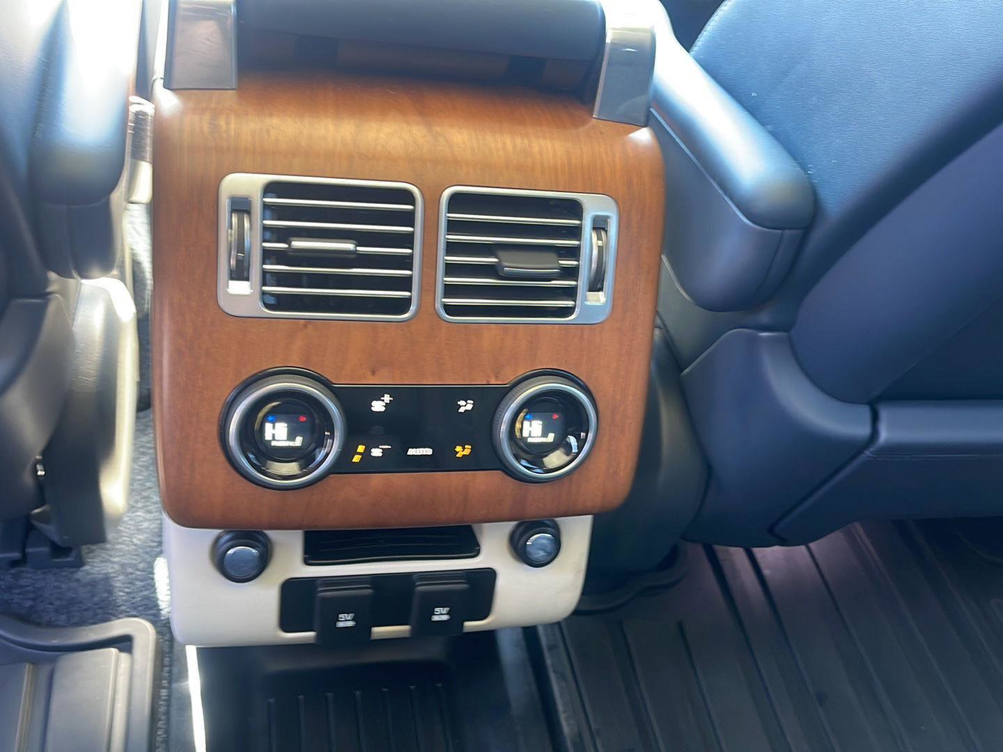 Used 2021 Land Rover Range Rover Westminster Edition AWD/4WD image 25