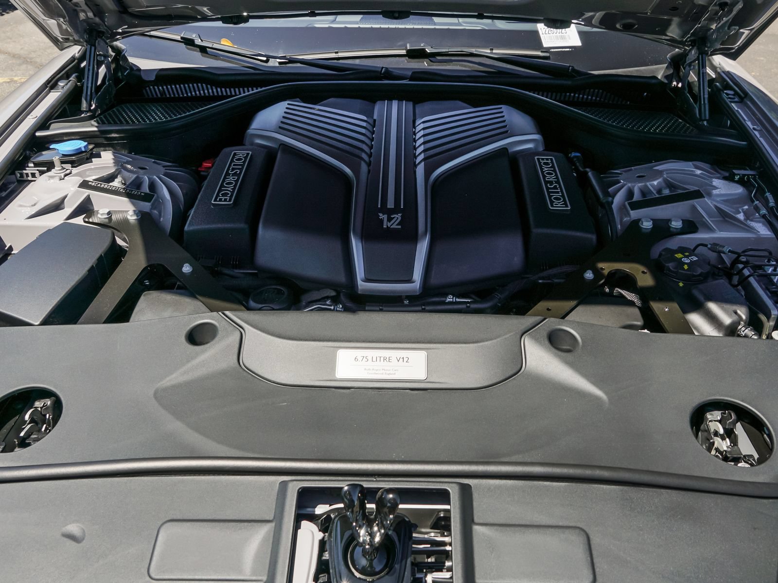 New 2026 Rolls-Royce Ghost Black Badge AWD/4WD image 38