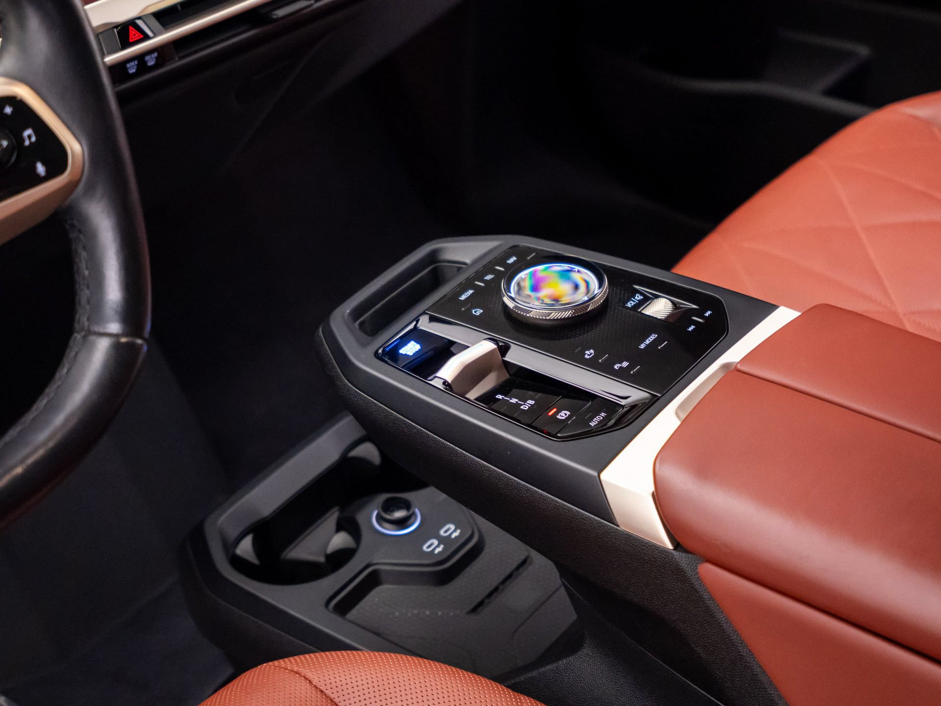 Certified 2024 BMW iX xDrive50 w/ Premium Package AWD/4WD image 13