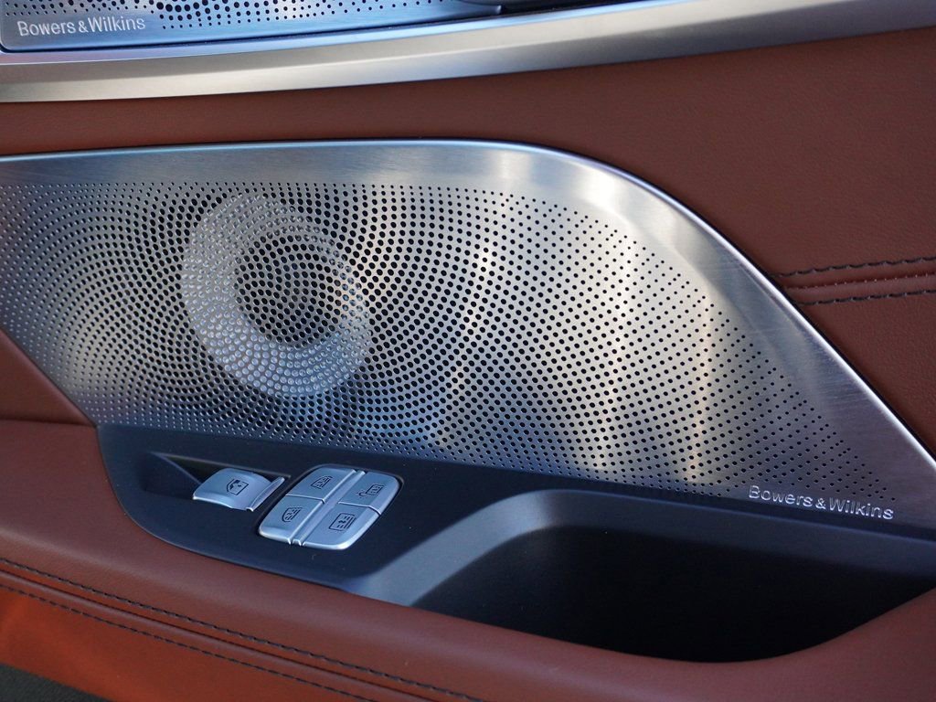 Used 2025 BMW M850i xDrive image 52