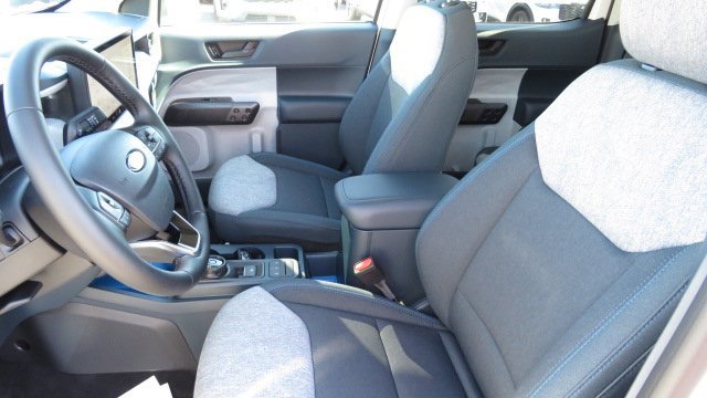 New 2025 Ford Maverick XLT w/ XLT Luxury Package image 4