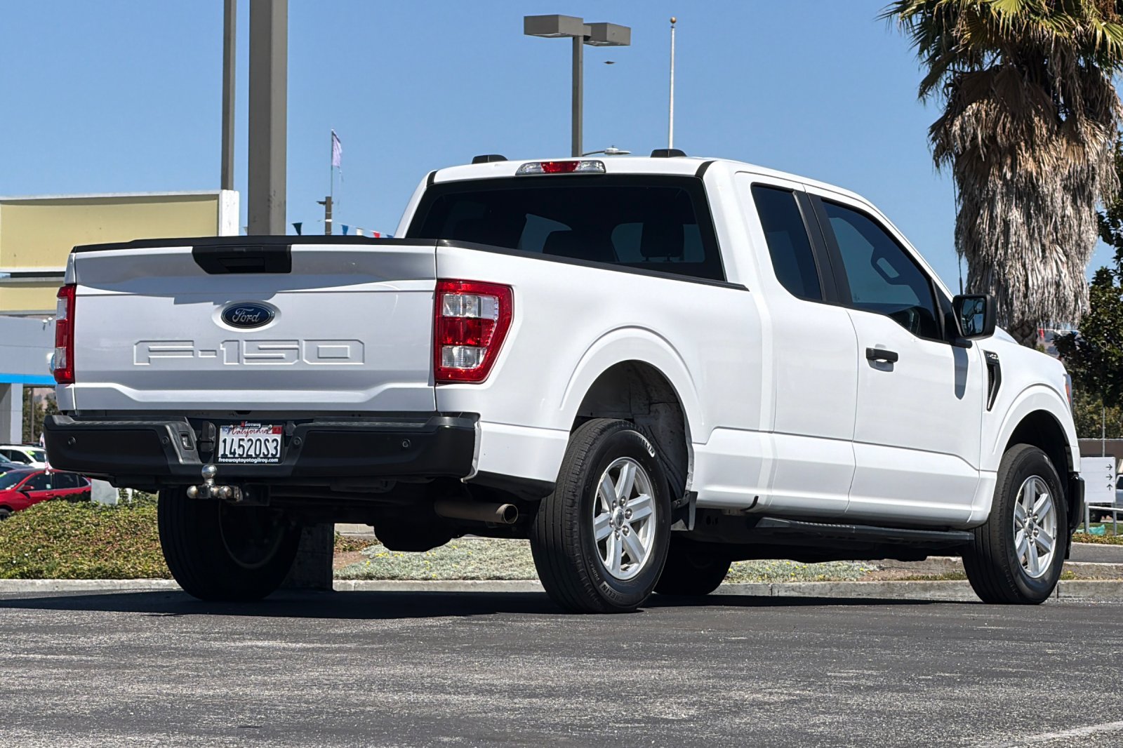 Used 2022 Ford F150 XL w/ Equipment Group 101A High RWD image 4
