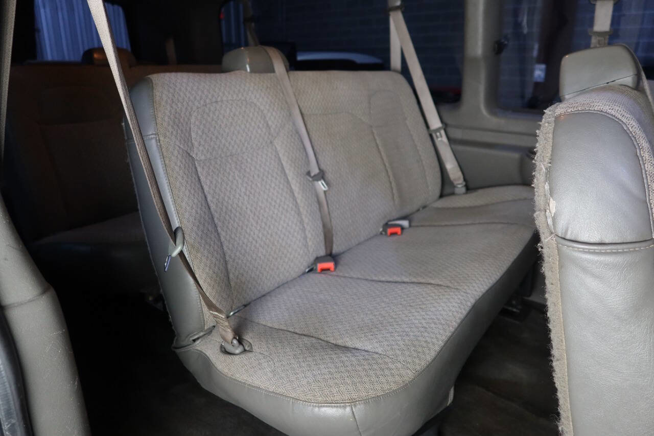 Used 2015 Chevrolet Express 3500 LT w/ LT Preferred Equipment Group image 15