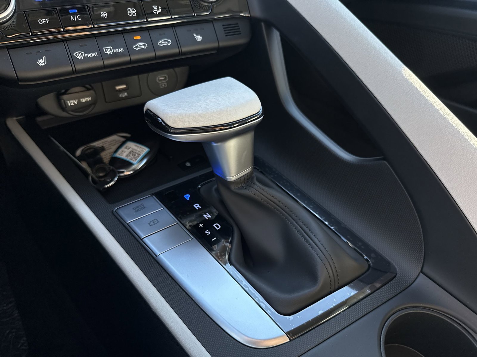 New 2026 Hyundai Elantra SEL Sport FWD image 19