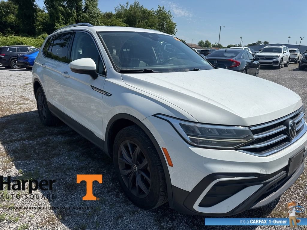 Used 2022 Volkswagen Tiguan SE w/ Panoramic Sunroof Package AWD/4WD image 7