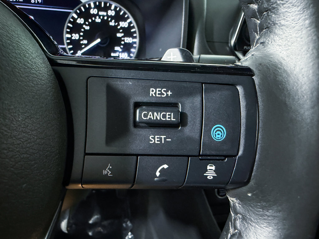 Certified 2022 Nissan Rogue SV w/ SV Premium Package AWD/4WD image 36