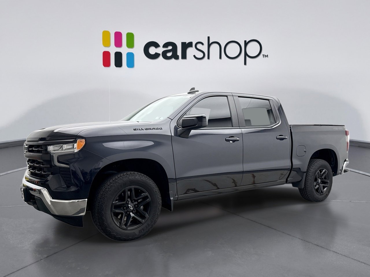 Used 2022 Chevrolet Silverado 1500 LT AWD/4WD image 1