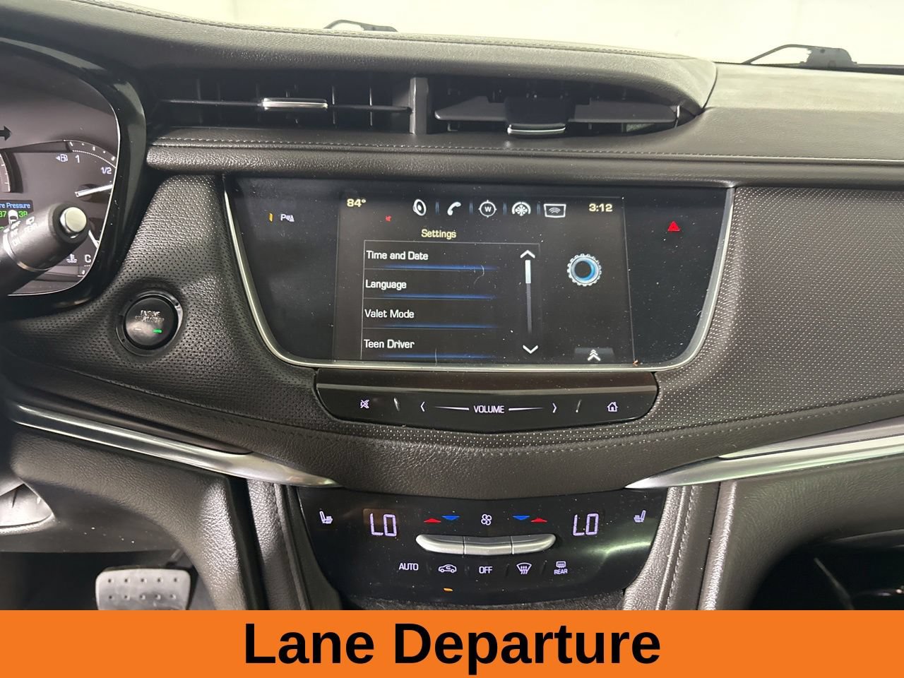 Used 2017 Cadillac XT5 Luxury w/ Driver Awareness Package FWD image 17