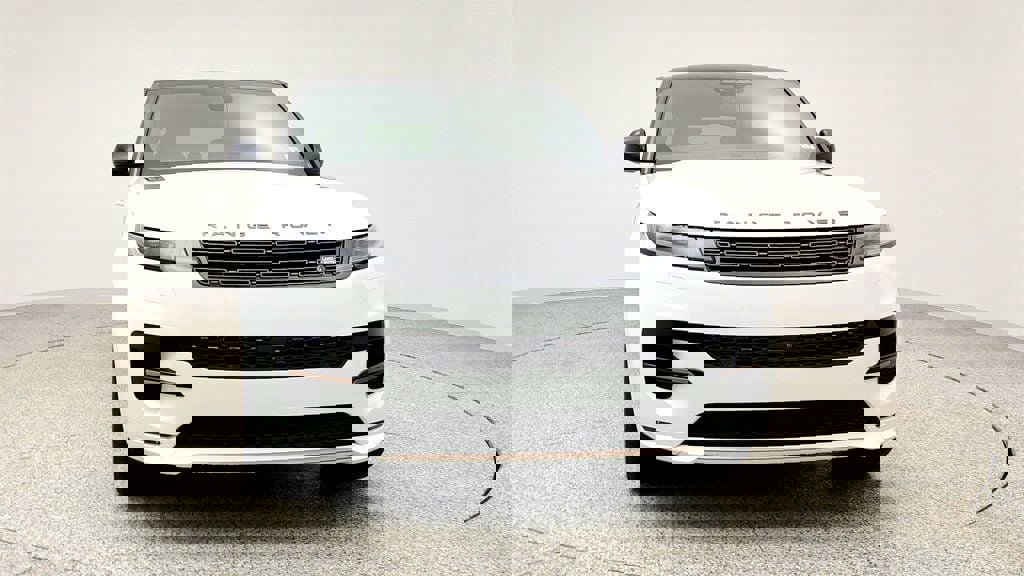 Used 2025 Land Rover Range Rover Sport Dynamic SE image 2