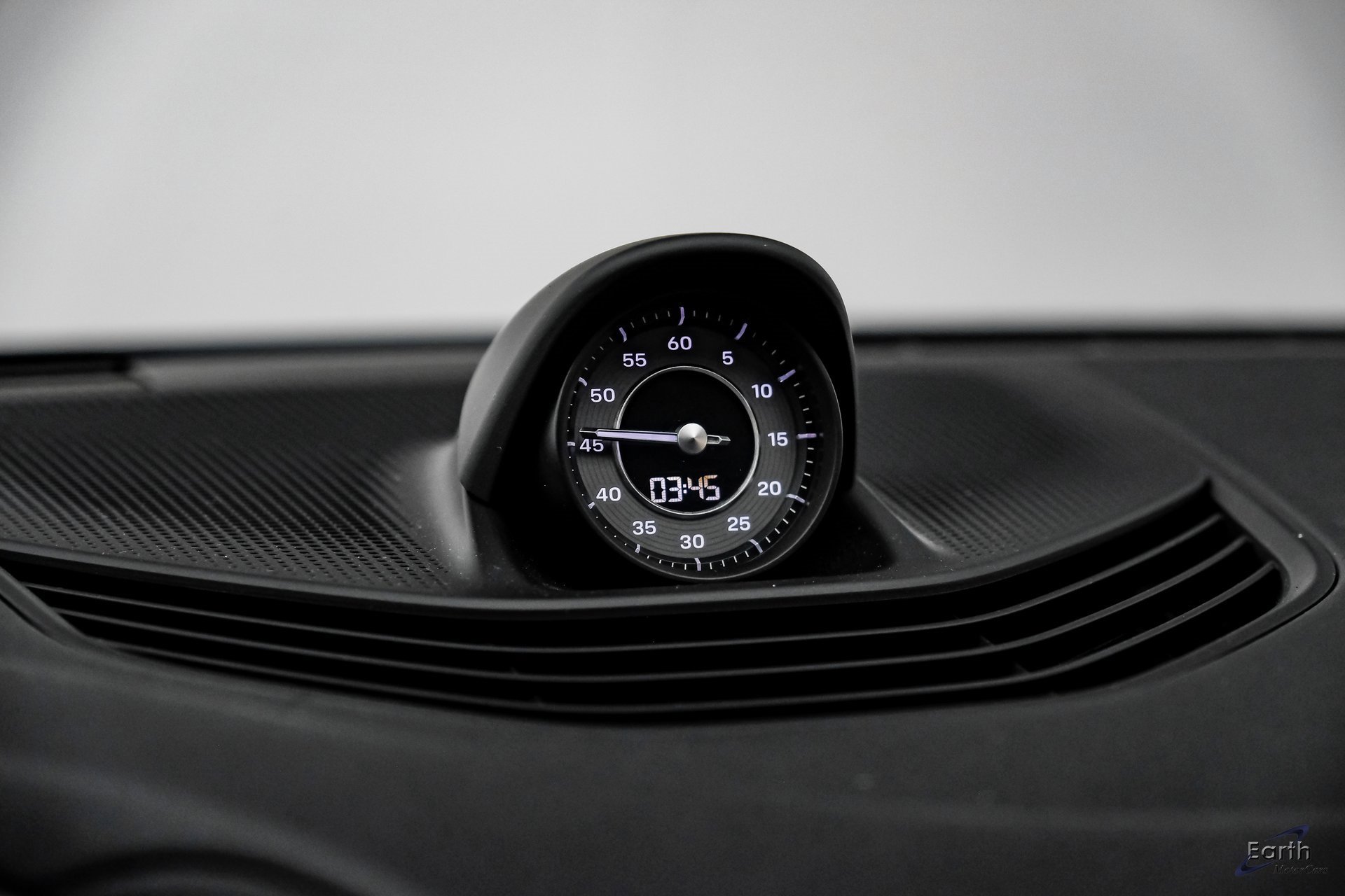 Used 2020 Porsche Taycan Turbo S image 51