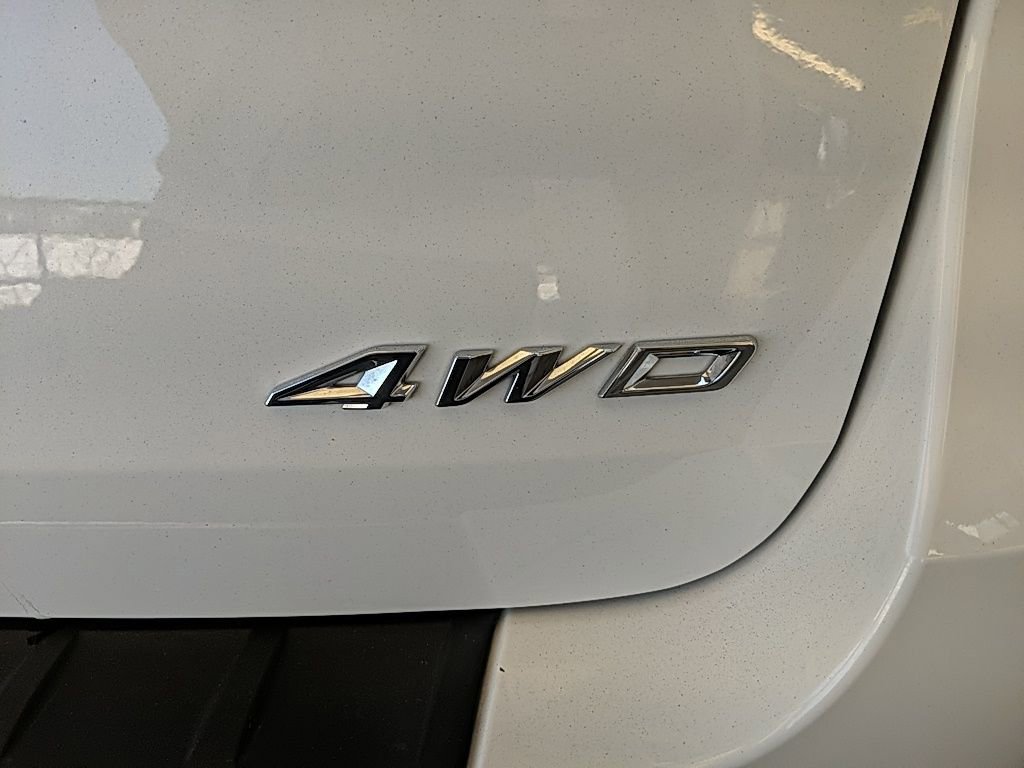 Used 2022 Ford Explorer Limited w/ Equipment Group 301A image 9