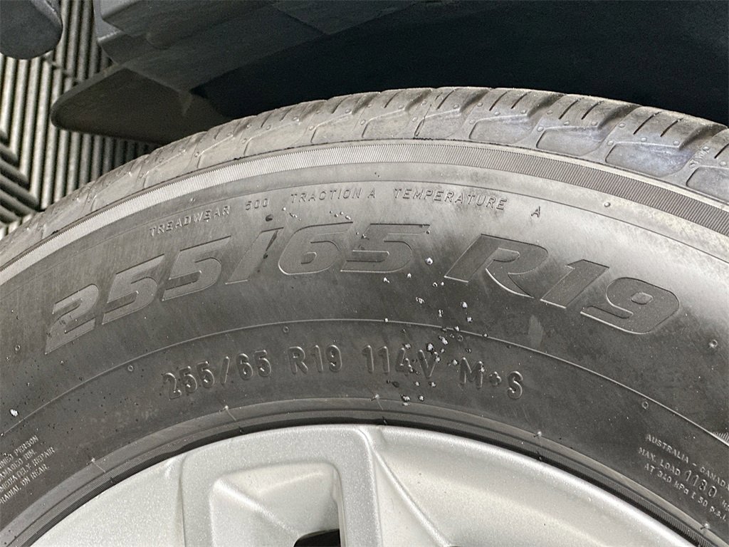 Used 2020 Land Rover Defender 110 S image 34