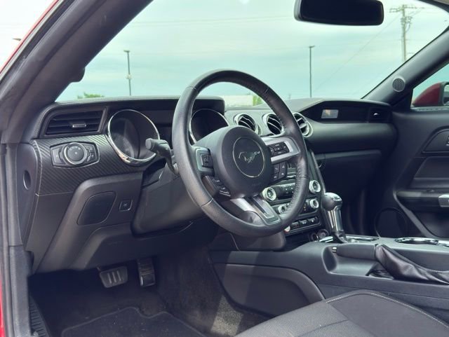 Used 2015 Ford Mustang Coupe w/ Equipment Group 051A RWD image 18