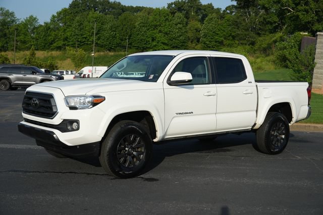 Used 2023 Toyota Tacoma SR5 RWD image 3