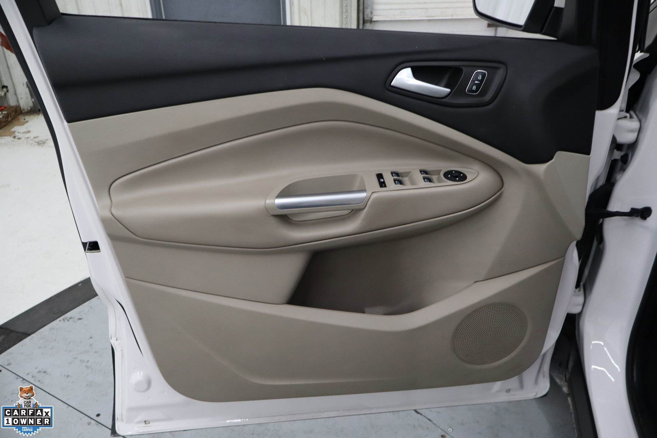 Used 2019 Ford Escape SEL image 12