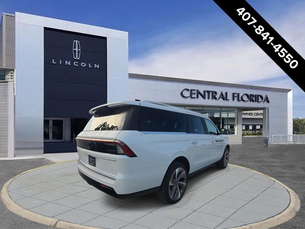 New 2026 Lincoln Navigator L Black Label AWD/4WD image 3