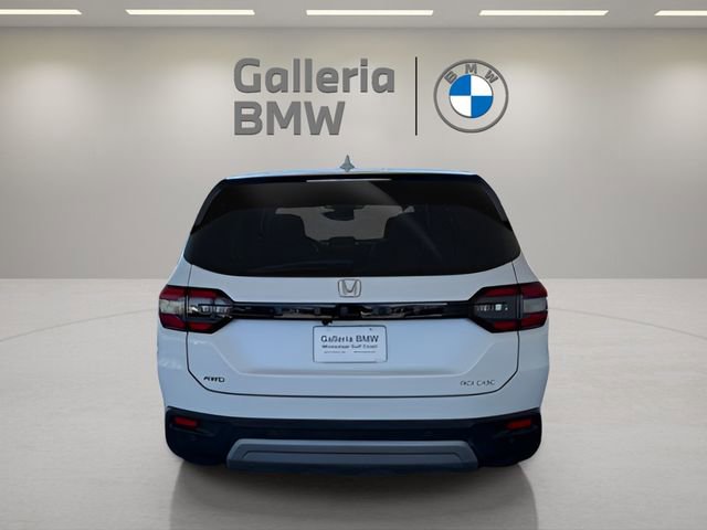 Used 2025 Honda Pilot EX-L image 8