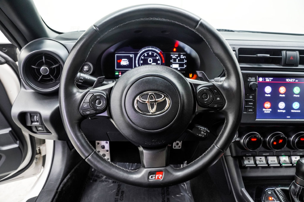Used 2024 Toyota GR86 Premium RWD image 22