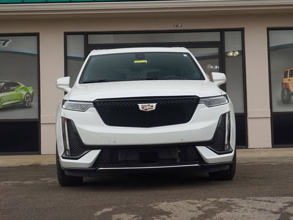 Used 2020 Cadillac XT6 Sport w/ Platinum Package AWD/4WD image 7
