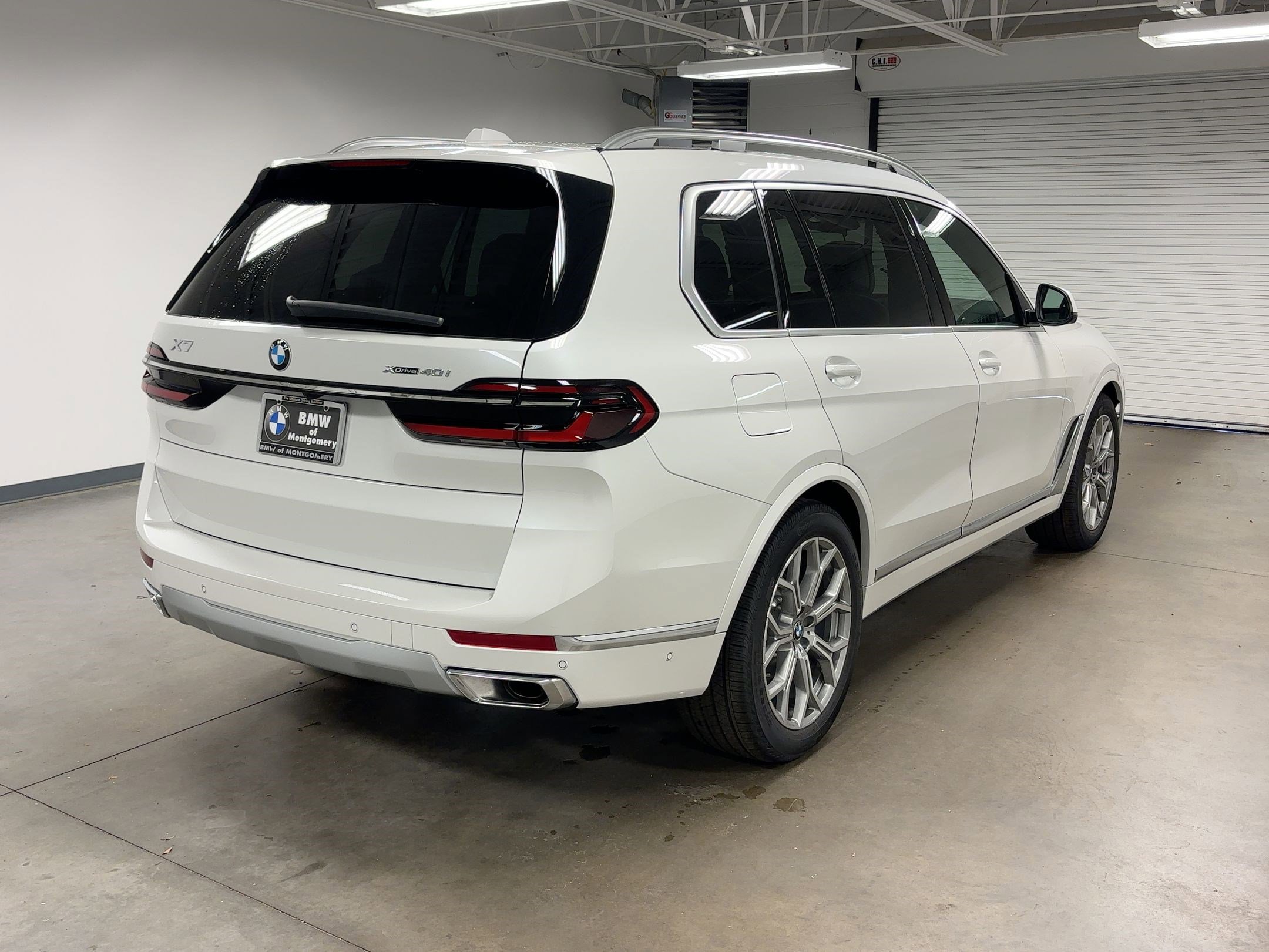 New 2026 BMW X7 xDrive40i w/ Premium Package image 7