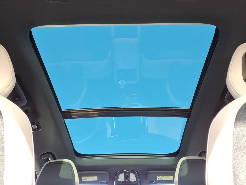 Certified 2026 Volvo XC90 B6 Plus AWD/4WD image 24