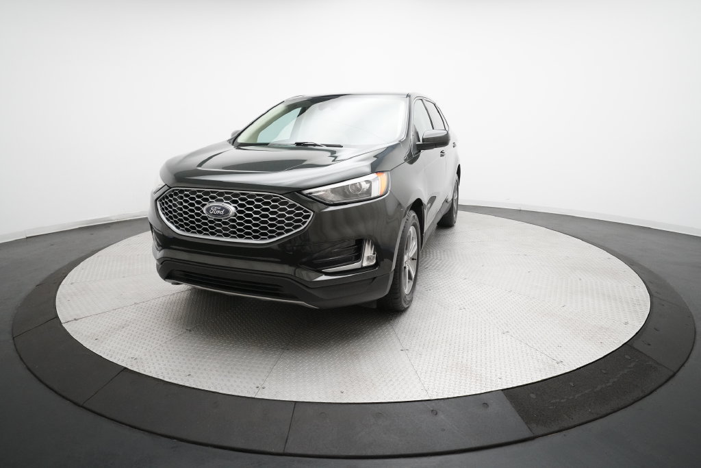 Used 2024 Ford Edge SEL w/ Convenience Package AWD/4WD image 12