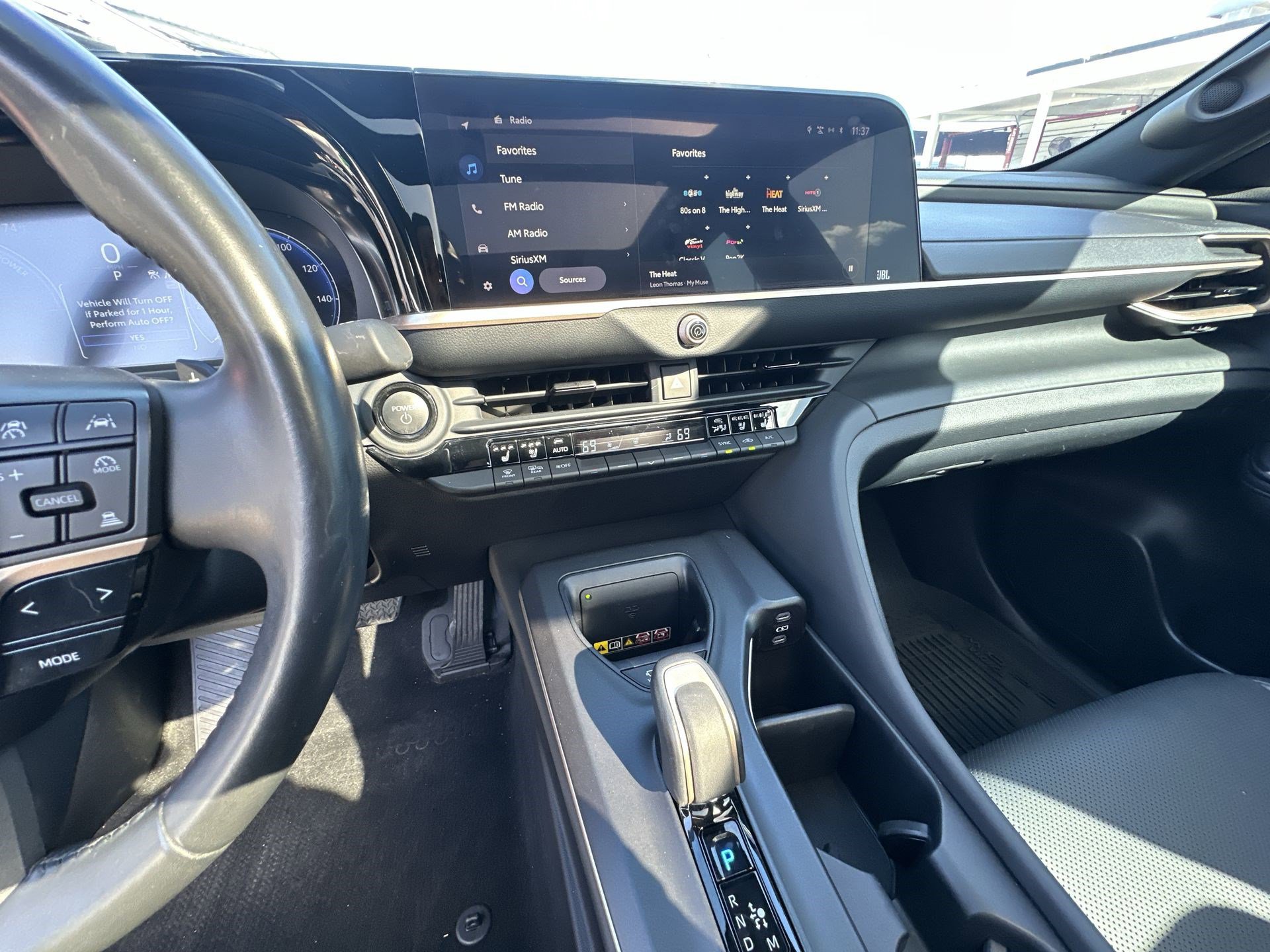 Used 2023 Toyota Crown Platinum image 24