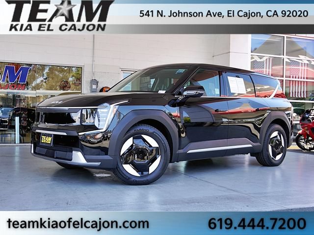 Certified 2024 Kia EV9 Light Long Range RWD image 2