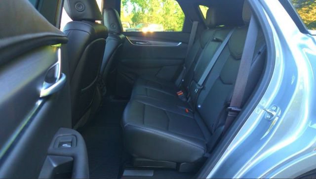 Used 2025 Cadillac XT5 Luxury AWD/4WD image 9