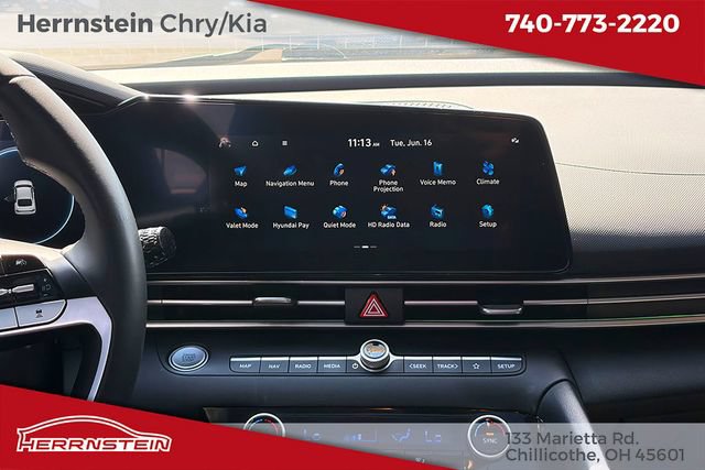 Used 2024 Hyundai Elantra SEL w/ Convenience Package FWD image 9