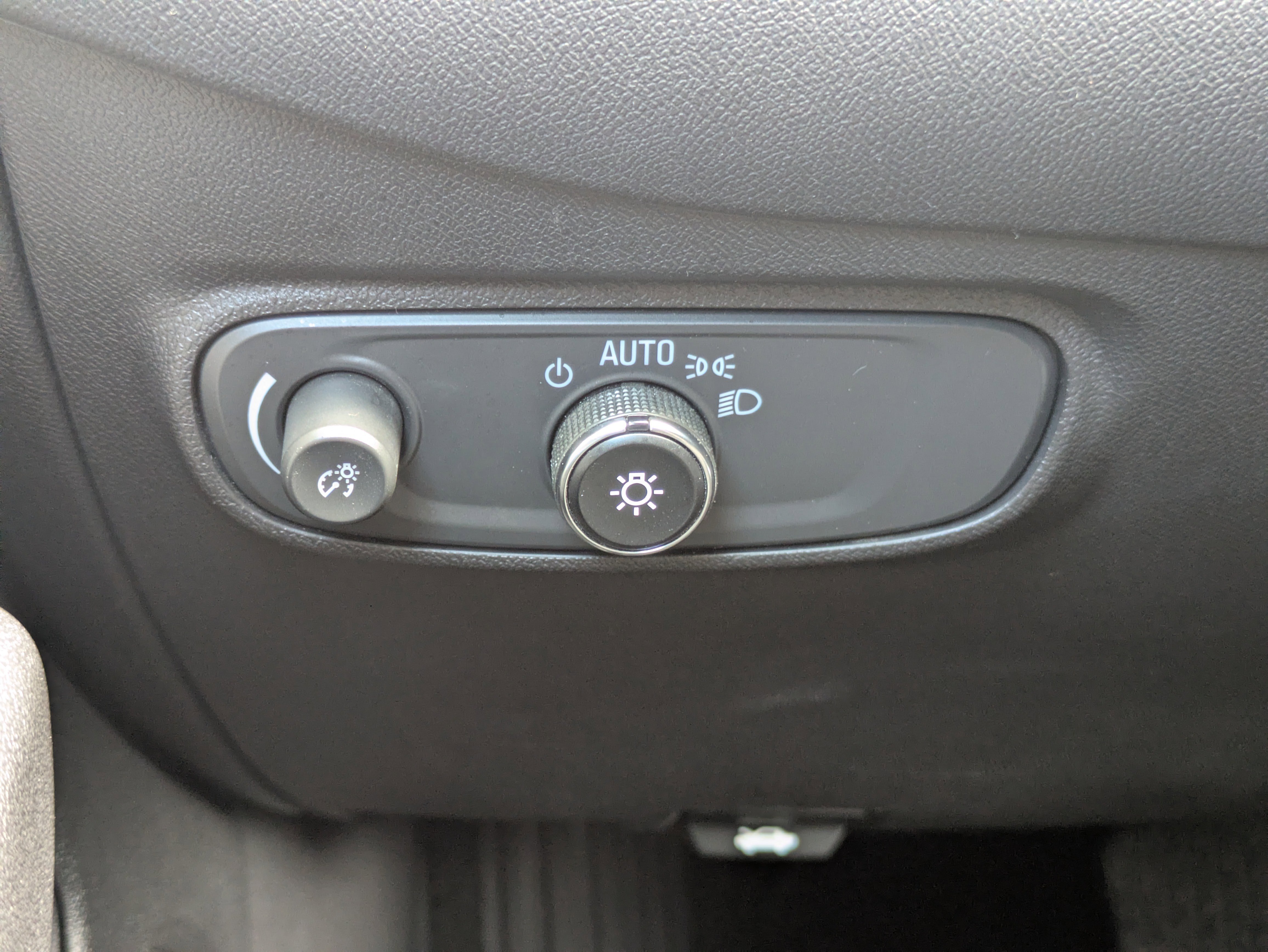 Used 2024 Chevrolet Equinox LT image 16