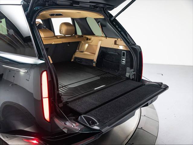New 2026 Land Rover Range Rover Long Wheelbase SE AWD/4WD image 31