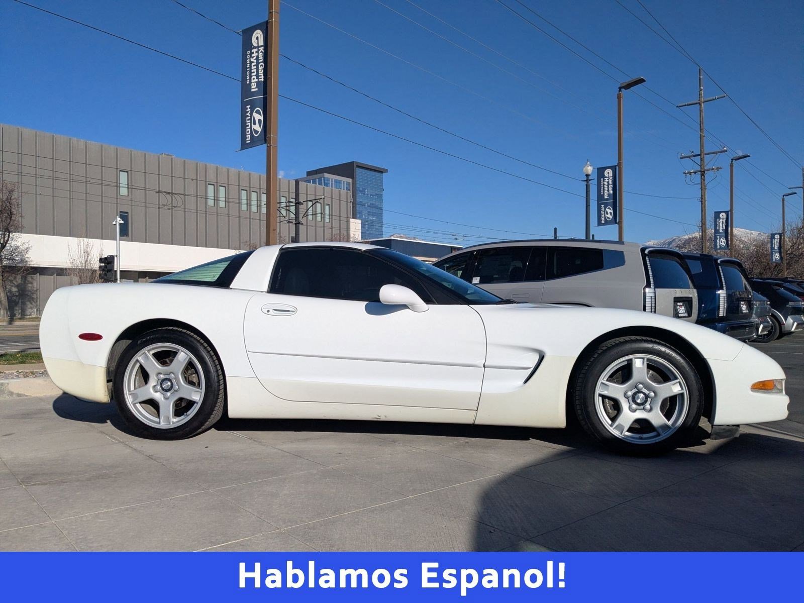 Used 1999 Chevrolet Corvette Coupe w/ Roof Pkg image 2