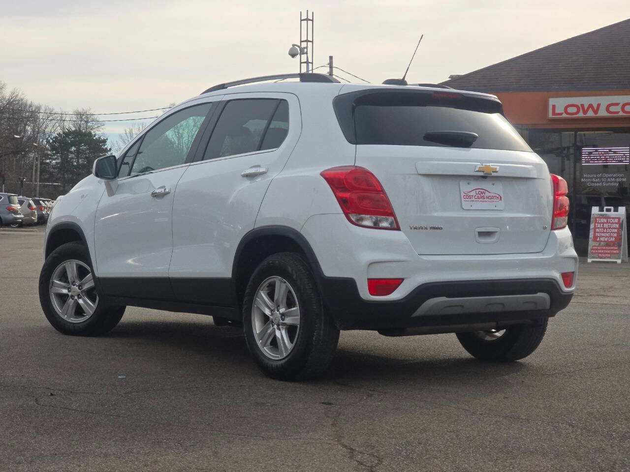 Used 2018 Chevrolet Trax LT w/ LT Convenience Package image 7