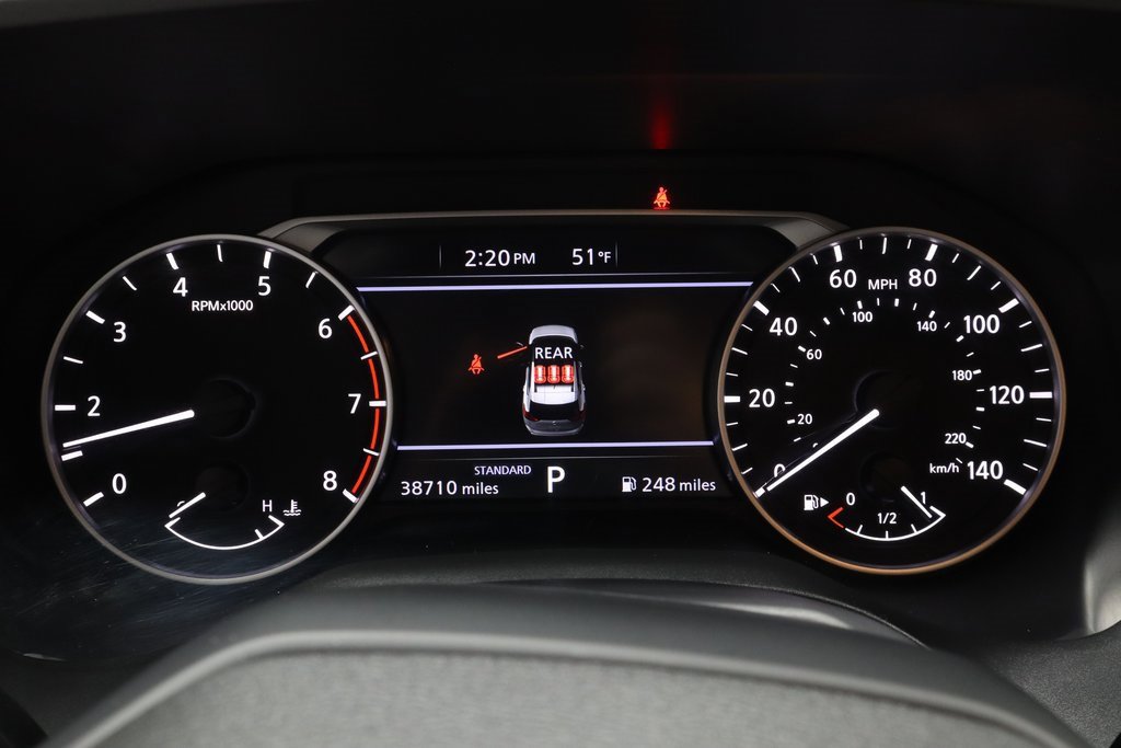 Certified 2025 Nissan Rogue SV image 28