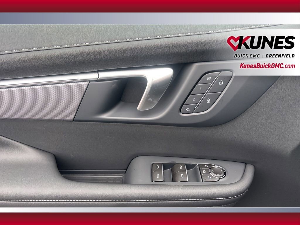 New 2026 Buick Enclave Sport Touring w/ Power Package image 14