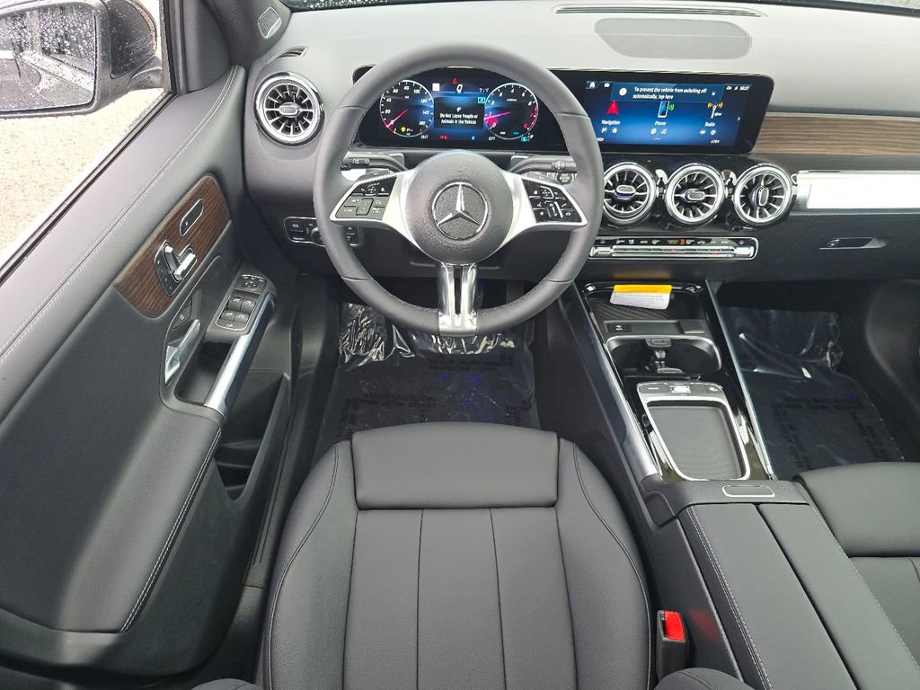 New 2026 Mercedes-Benz GLB 250 4MATIC image 25
