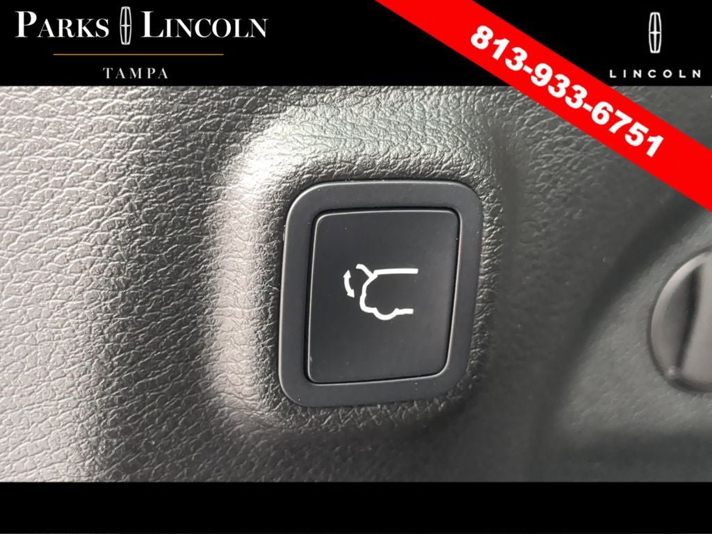 Used 2022 Jeep Cherokee Latitude Lux w/ Sun & Sound Group AWD/4WD image 9