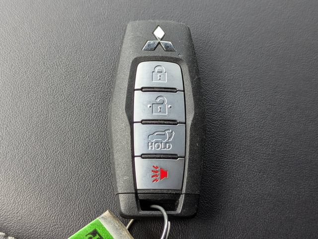 New 2026 Mitsubishi Outlander SE FWD image 33