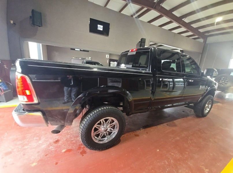 Used 2014 RAM 2500 Laramie image 2