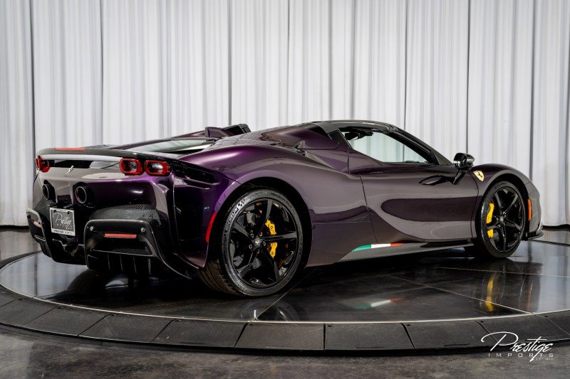 Used 2025 Ferrari SF90 Spider image 28