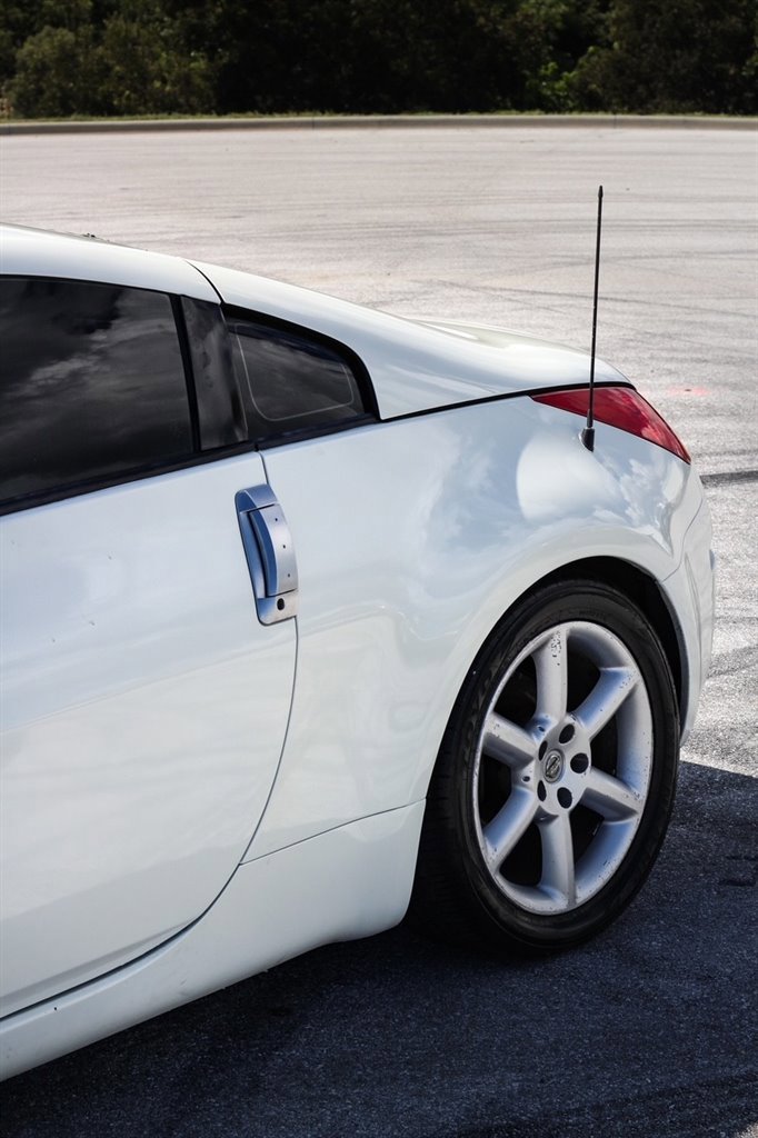 Used 2003 Nissan 350Z Touring RWD image 6