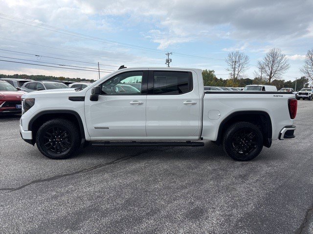 Certified 2022 GMC Sierra 1500 Elevation w/ LPO, Elevation Black Package image 4