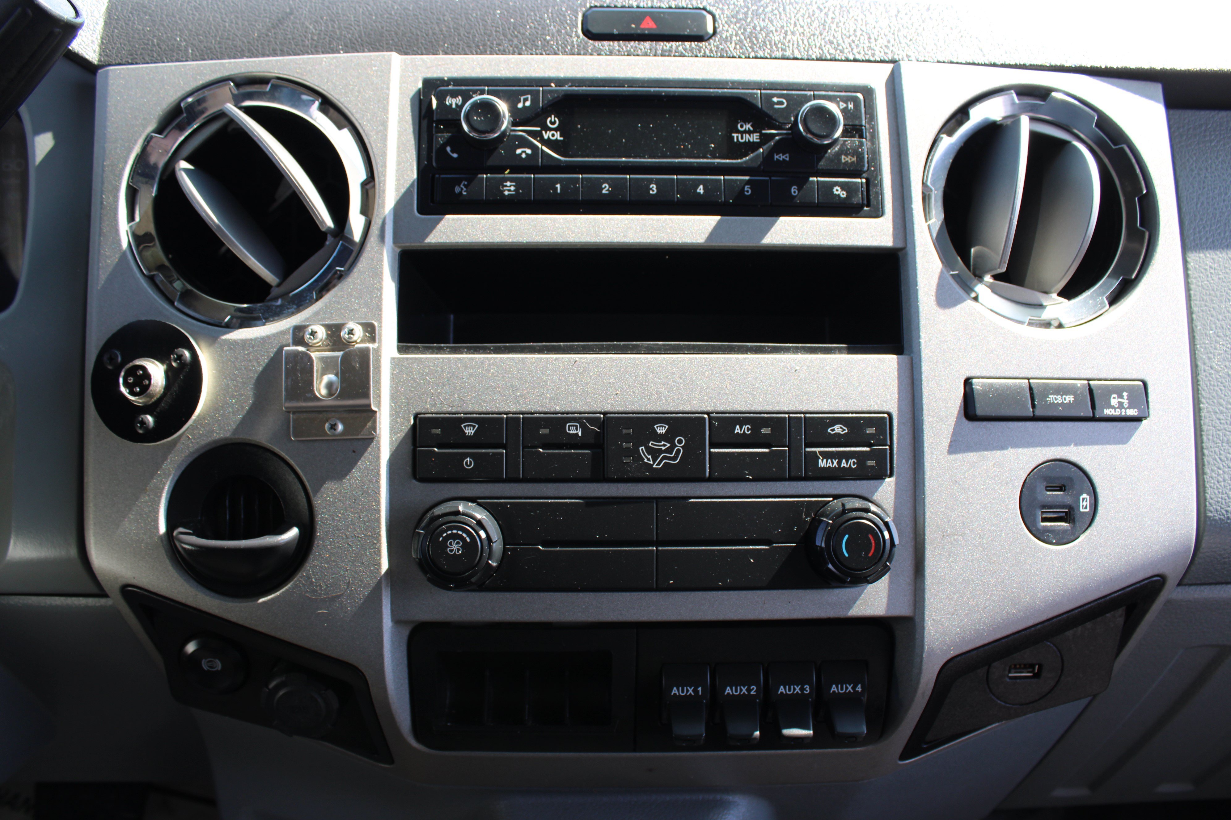 Used 2021 Ford F650 2WD Regular Cab Super Duty image 23